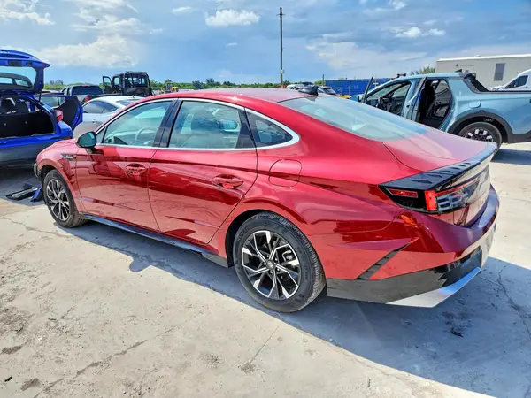KMHL64JA1SA505628 2025 HYUNDAI SONATA - Image 2