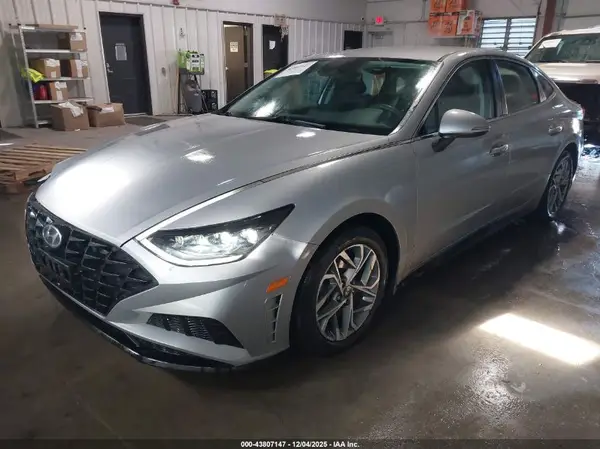 KMHL64JA2PA324075 2023 HYUNDAI SONATA - Image 2