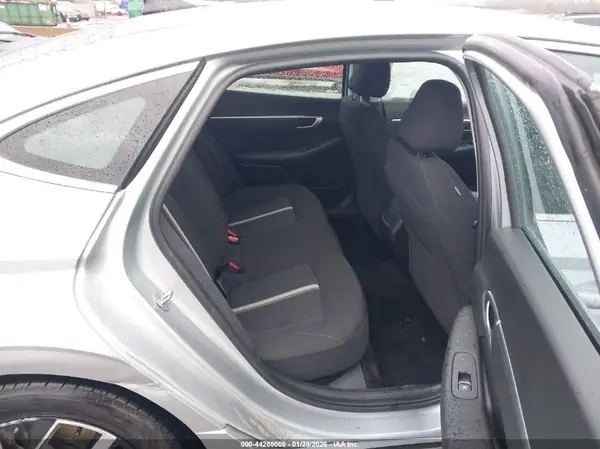 KMHL64JA2RA402390 2024 HYUNDAI SONATA - Image 8