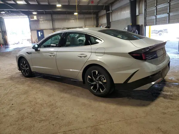 KMHL64JA2SA510417 2025 HYUNDAI SONATA - Image 2