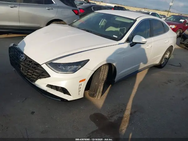 KMHL64JA3NA240330 2022 HYUNDAI SONATA - Image 2