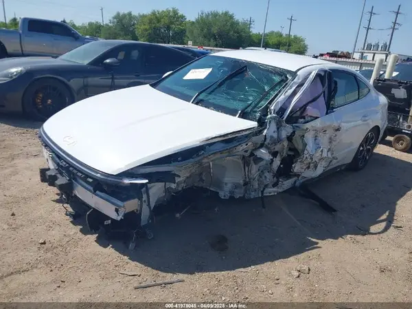 KMHL64JA3RA369304 2024 HYUNDAI SONATA - Image 2