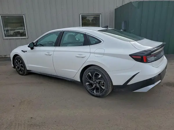 KMHL64JA3RA391349 2024 HYUNDAI SONATA - Image 2