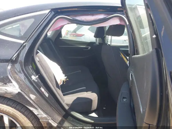 KMHL64JA4PA271685 2023 HYUNDAI SONATA - Image 8