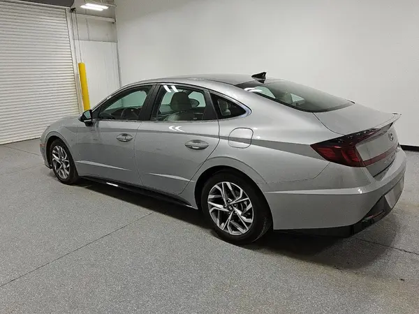 KMHL64JA4PA291838 2023 HYUNDAI SONATA - Image 2