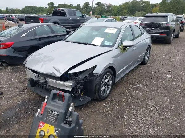 KMHL64JA4PA313904 2023 HYUNDAI SONATA - Image 2