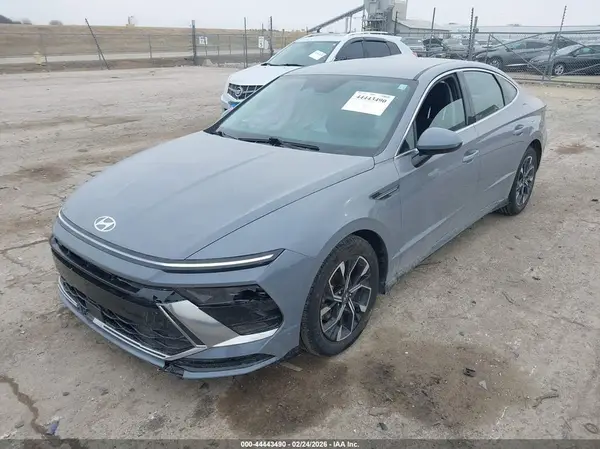 KMHL64JA4RA375824 2024 HYUNDAI SONATA - Image 2