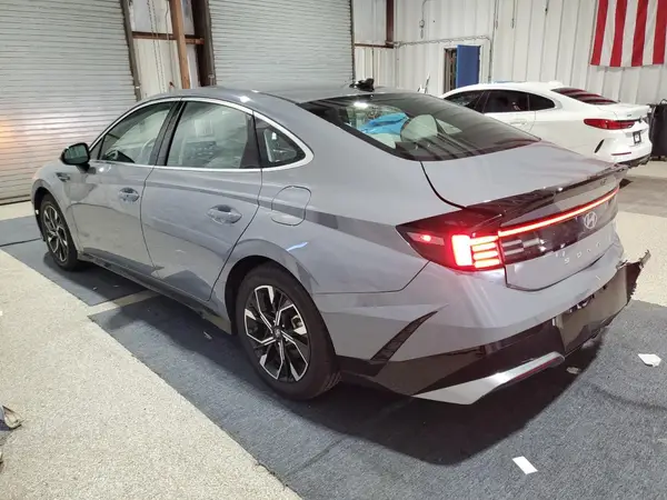 KMHL64JA4RA409499 2024 HYUNDAI SONATA - Image 2