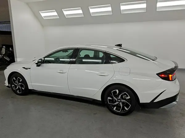 KMHL64JA4SA454559 2025 HYUNDAI SONATA - Image 2
