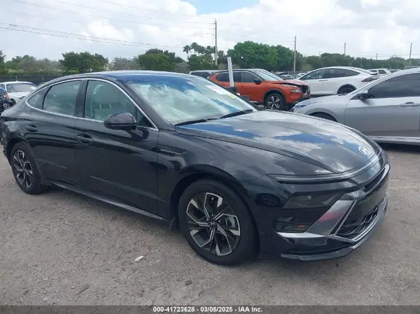 KMHL64JA5RA369370 2024 HYUNDAI SONATA - Image 1