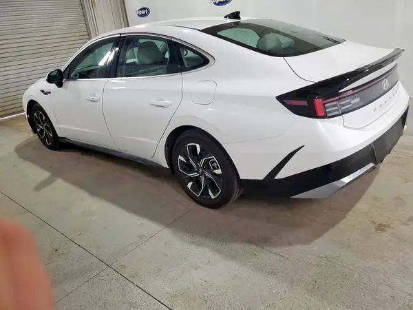 KMHL64JA5RA398979 2024 HYUNDAI SONATA - Image 2