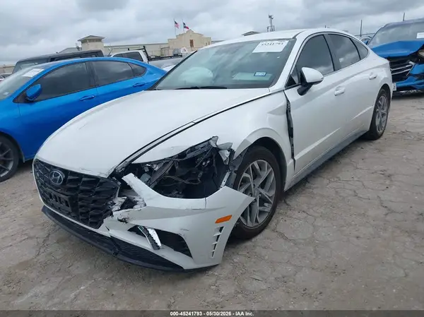 KMHL64JA6NA224588 2022 HYUNDAI SONATA - Image 2