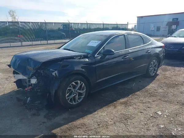 KMHL64JA6PA275513 2023 HYUNDAI SONATA - Image 2