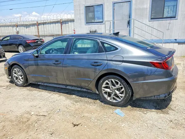KMHL64JA6PA305013 2023 HYUNDAI SONATA - Image 2