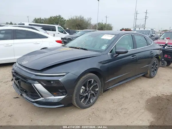 KMHL64JA6RA379888 2024 HYUNDAI SONATA - Image 2