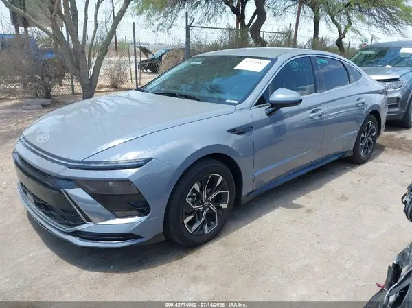 KMHL64JA6RA389689 2024 HYUNDAI SONATA - Image 2