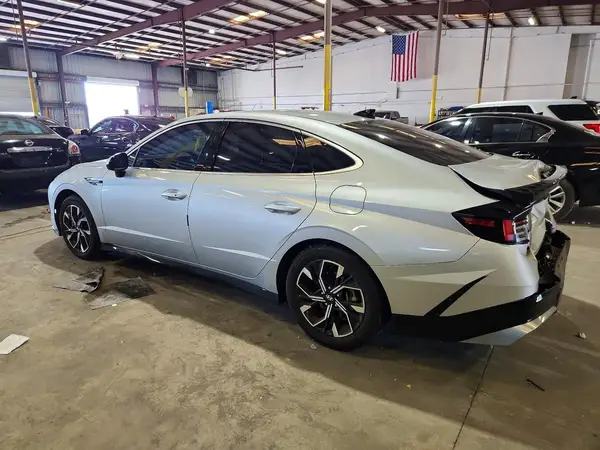 KMHL64JA6RA398683 2024 HYUNDAI SONATA - Image 2