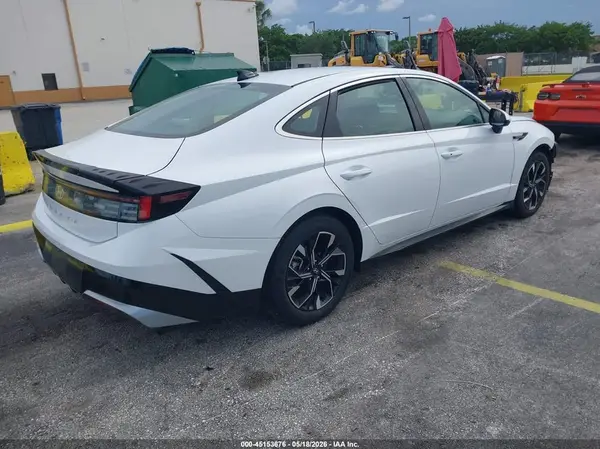 2025 HYUNDAI SONATA IAAI lot 45153676 auction photo 4