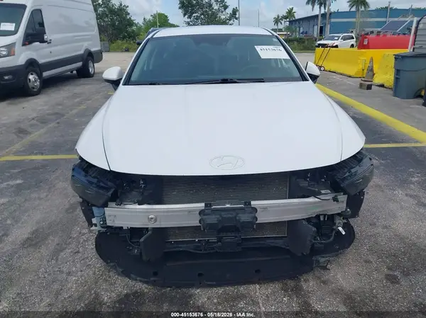 2025 HYUNDAI SONATA IAAI lot 45153676 auction photo 6