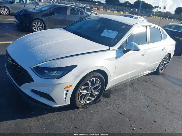 KMHL64JA7MA152895 2021 HYUNDAI SONATA - Image 2