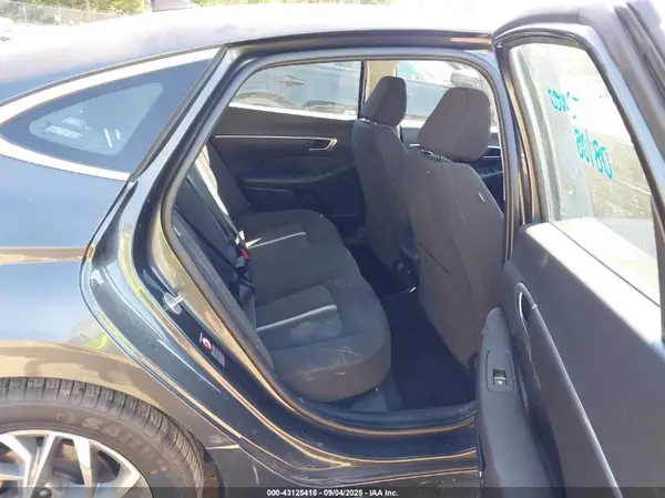 KMHL64JA7PA259501 2023 HYUNDAI SONATA - Image 8