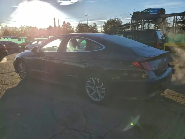KMHL64JA7PA335881 2023 HYUNDAI SONATA - Image 2