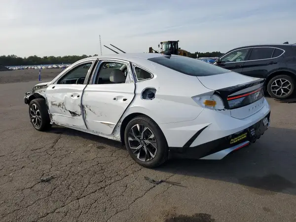 KMHL64JA7RA402742 2024 HYUNDAI SONATA - Image 2