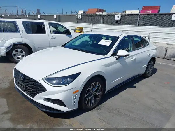KMHL64JA8NA236175 2022 HYUNDAI SONATA - Image 2