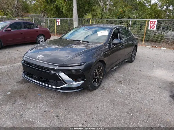 KMHL64JA8RA371856 2024 HYUNDAI SONATA - Image 2