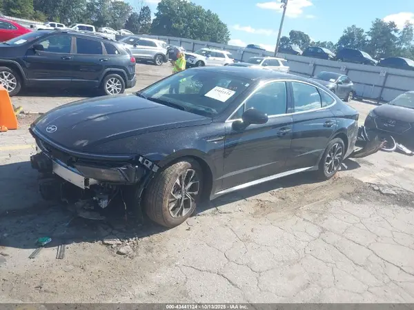 KMHL64JA8SA452569 2025 HYUNDAI SONATA - Image 2