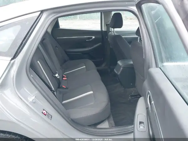 KMHL64JA9MA164241 2021 HYUNDAI SONATA - Image 8