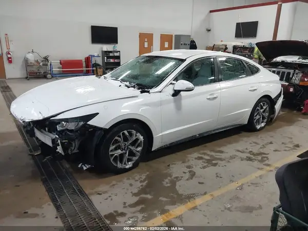 KMHL64JA9PA257684 2023 HYUNDAI SONATA - Image 2
