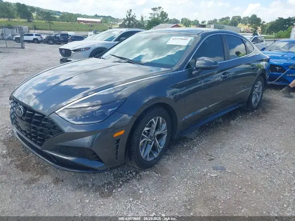KMHL64JA9PA330052 2023 HYUNDAI SONATA - Image 2