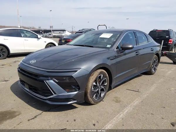 KMHL64JA9RA379786 2024 HYUNDAI SONATA - Image 2