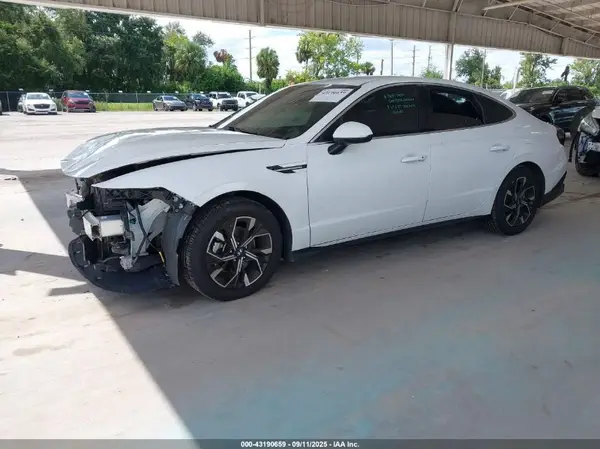 KMHL64JA9RA416173 2024 HYUNDAI SONATA - Image 2