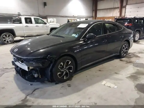 KMHL64JA9RA420921 2024 HYUNDAI SONATA - Image 2