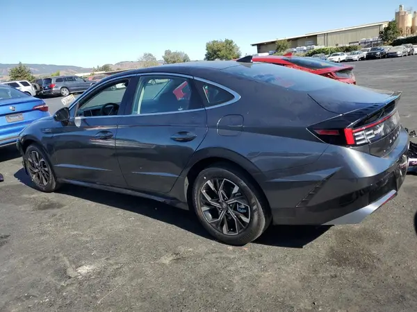 KMHL64JA9SA517025 2025 HYUNDAI SONATA - Image 2