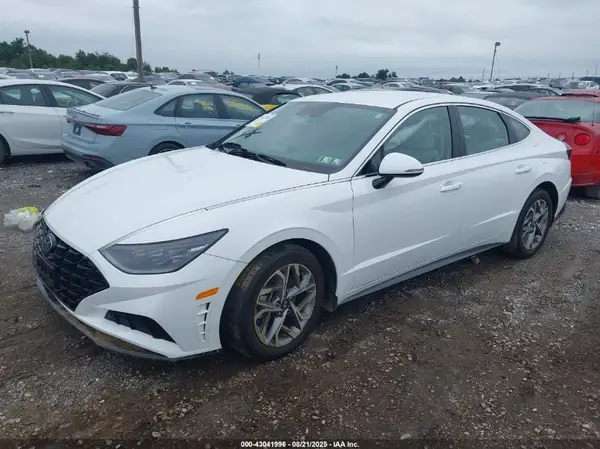 KMHL64JAXPA330223 2023 HYUNDAI SONATA - Image 2