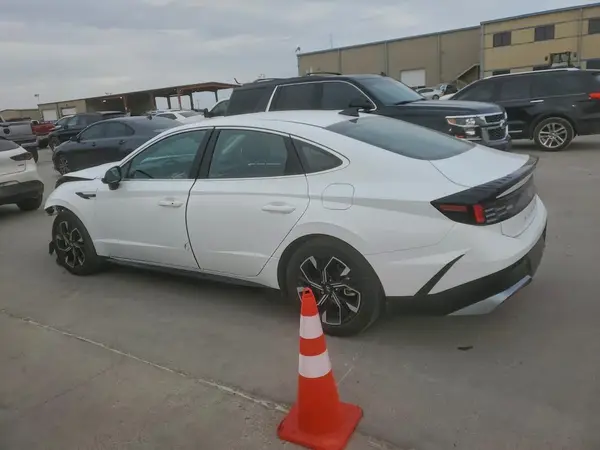 KMHL64JAXRA374077 2024 HYUNDAI SONATA - Image 2