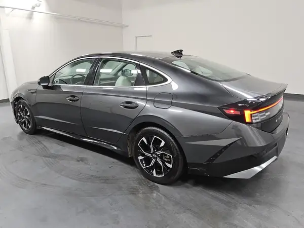 KMHL64JAXRA400001 2024 HYUNDAI SONATA - Image 2