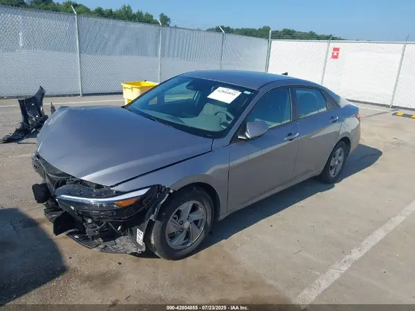 KMHLL44G0SU855257 2025 HYUNDAI ELANTRA - Image 2
