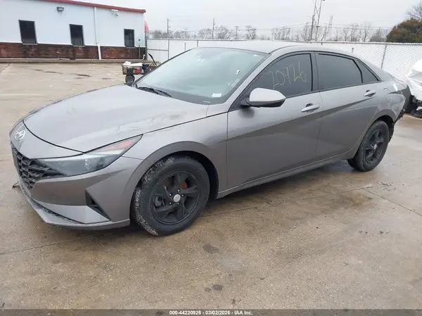 KMHLL4AG0MU069983 2021 HYUNDAI ELANTRA - Image 2