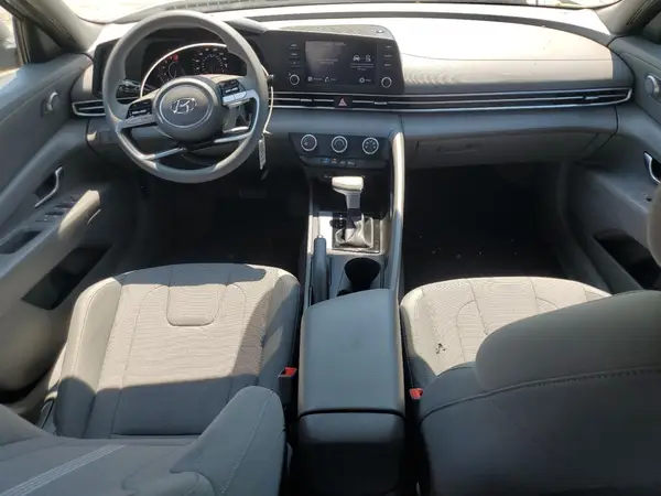 KMHLL4AG0NU263639 2022 HYUNDAI ELANTRA - Image 8