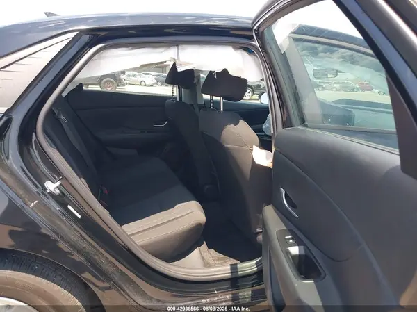 KMHLL4AG0PU591257 2023 HYUNDAI ELANTRA - Image 8