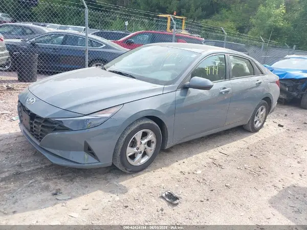 KMHLL4AG1NU264833 2022 HYUNDAI ELANTRA - Image 2