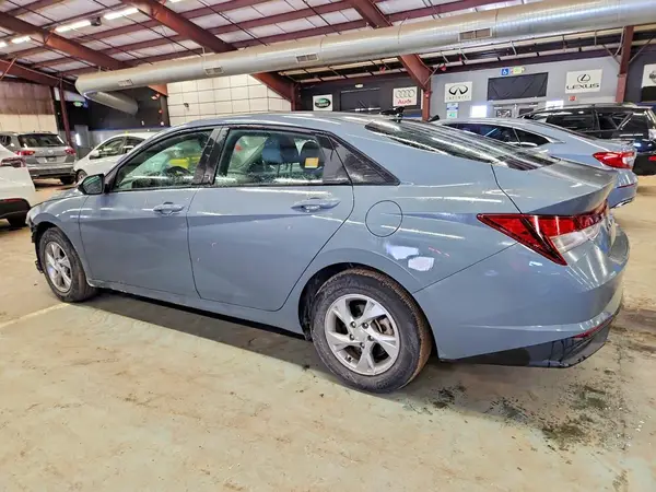 KMHLL4AG1PU394694 2023 HYUNDAI ELANTRA - Image 2