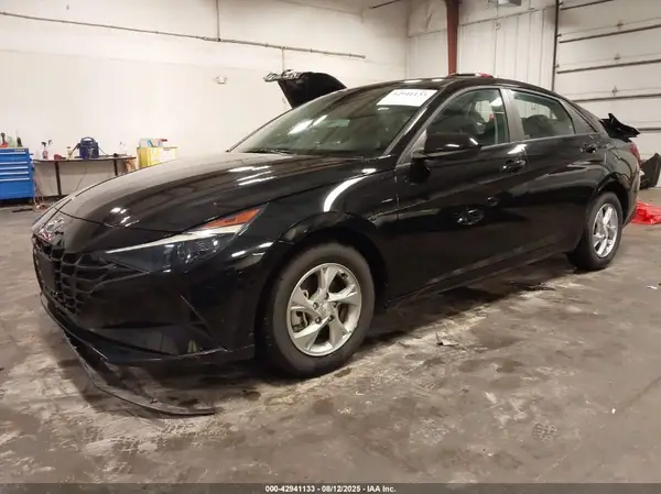 KMHLL4AG1PU540706 2023 HYUNDAI ELANTRA - Image 2