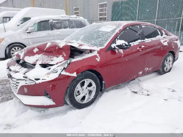 KMHLL4AG1PU575696 2023 HYUNDAI ELANTRA - Image 2