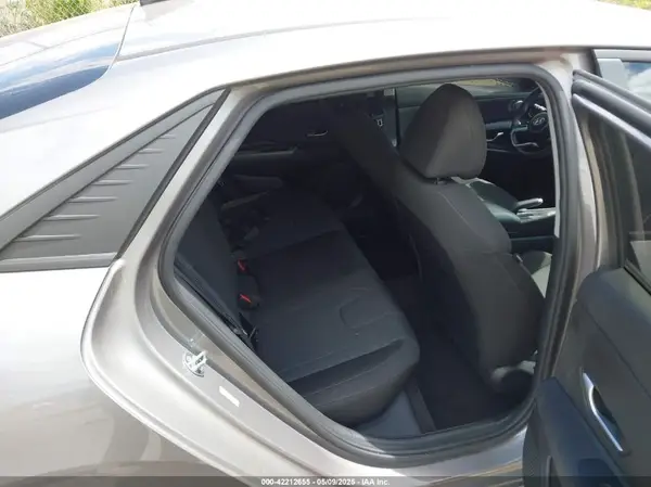 KMHLL4AG2MU070035 2021 HYUNDAI ELANTRA - Image 8