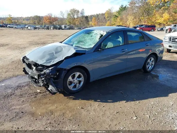 KMHLL4AG2MU155103 2021 HYUNDAI ELANTRA - Image 2